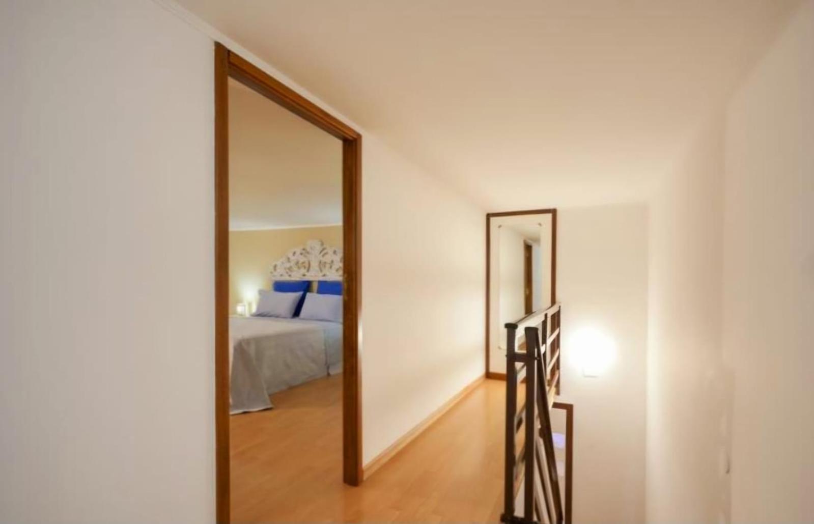Holiday home Domus De Peppe *